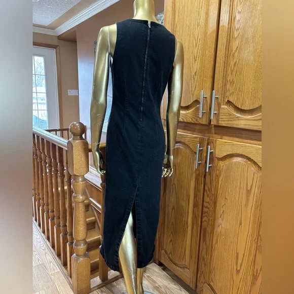 Aritzia Black Sleeveless Maxi Dress - Picture 4 of 10